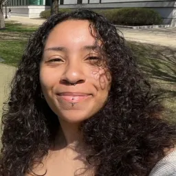 Divina.jpg